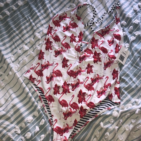 Cupshe Other - NEVER WORN bathing suit